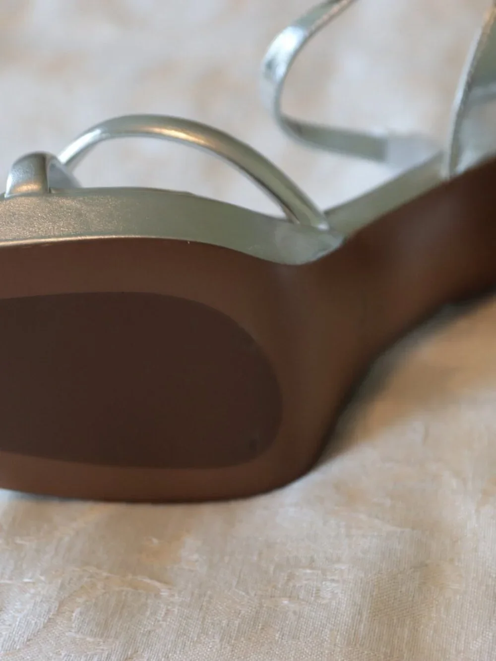 Fancy Queen Size 9 Silver Metalic Square Toe Platform Sandal Adjustable Straps